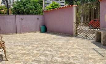 Imagem 2: Belíssimo sobrado à venda no bairro da Aclimação em região nobre e localização tranquila