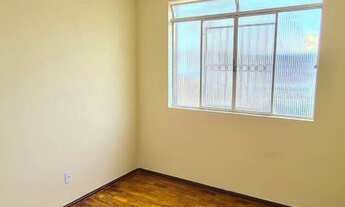 Imagem 7: Apartamento com 3 dormitórios para alugar, 90 m² por R$ 900,00/mês - Bairu - Juiz de Fora