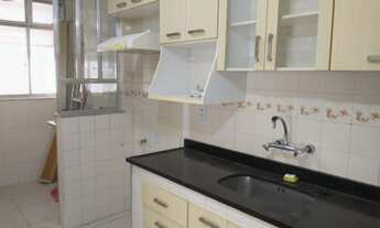 Imagem 6: Apartamento Vazio, 2 quartos, dependência, varanda, elevador, Rua Cambauba, Imperdível!