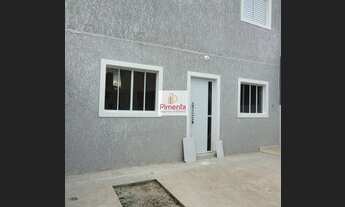 Imagem: Sobrado em Poá, com 2 quartos