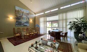 Imagem 3: Casa de condomínio para aluguel possui 430 metros quadrados com 3 quartos