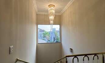 Imagem 4: Casa de condomínio sobrado para aluguel possui 700 metros quadrados com 4 quartos