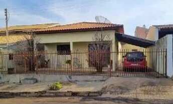 Imagem: RIBEIRAO CLARO - Casa Padrão - JD ALBINA