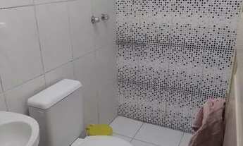 Imagem 2: Casa no bairro aparecida,murada com churrasqueira