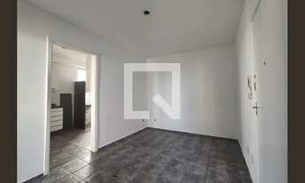 Imagem 2: Apartamento para Aluguel - Arvoredo II, 2 Quartos, 50 m2