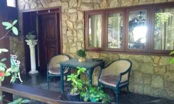 Imagem 5: Casa para venda possui 400 metros quadrados com 3 quartos em Itaigara - Salvador - Bahia