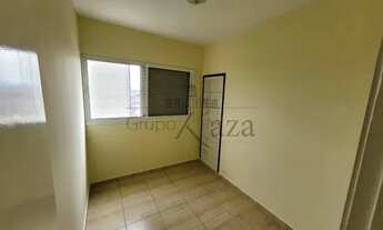 Imagem 3: Apartamento - Centro - Jacareí - Edifício Mansão do Vale - 3 Dormitórios - 108m²