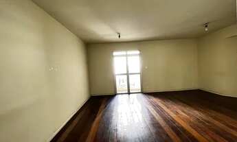 Imagem 3: Apartamento para venda tem 102 metros quadrados com 3 quartos em Funcionários - Belo Horiz