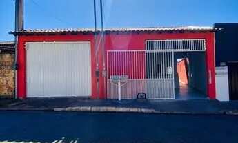 Imagem: CASA COM SALÃO COMERCIAL BEM LOCALIZADA