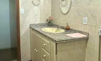 Imagem 7: Apartamento de dois quartos, dois banheiros na SQS 206 Bloco F