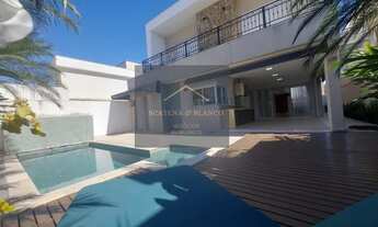 Imagem: Casa de condomínio com 4 quartos, 342m2