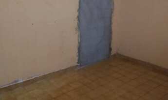 Imagem 6: Casa com 1 dormitório, sala, cozinha, Jardim Peri - Rua Santo Adriano , próximo da Av. S