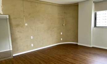 Imagem 7: Imóvel para aluguel e venda tem 176 metros quadrados com 4 quartos