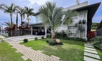 Imagem 4: Imóvel Mobiliado | 5 Súites | Moderno com Piscina | Fundo para linda mata