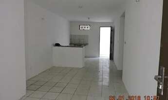 Imagem 2: CASA COM VARANDA, SALA, 2 QUARTOS, W.C SOCIAL, COZINHA, ÁREA DE SERVIÇO, PROXIMO A AV. JOV