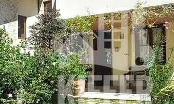 Imagem: Casa com 4 quartos e escritório à venda