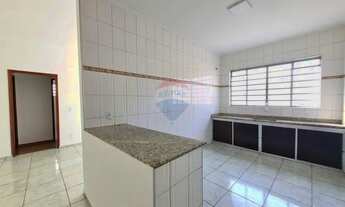 Imagem 2: Apartamento com 2 quartos e 2 banheiro2 para alugar, R$2500,00 + taxas - AT 65 m² - Centro