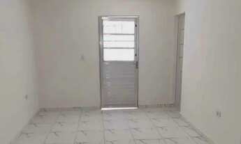 Imagem 9: VENDO ESSA CASA NO ALVORADA I,ATRÁS DO PICANHA MANIA. - CASA VAZIA