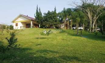 Imagem 3: Sítio Encantador à Venda ? Um Refúgio de Tranquilidade e Beleza Natural!