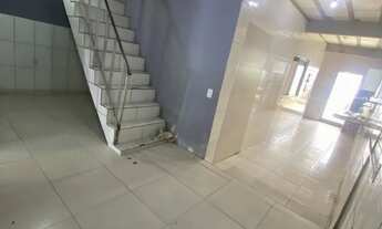 Imagem: Casa de 2 andares - 4 quartos e Quintal