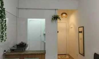 Imagem 1: Stúdio reformado em Copacabana junto a praia investimento ou moradia !!!