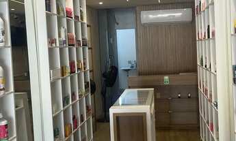 Imagem 5: Vendo loja de maquiagem e Cosmético