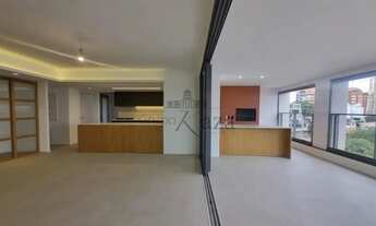 Imagem 2: Apartamento - Alto de Pinheiros - 3 Suítes - 230m²