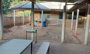 Imagem 7: Venda Imperdível: Charmosa Casa com Quintal Espaçoso