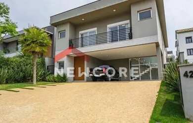 Imagem: Casa de condomínio em Rua Camille Pissarro