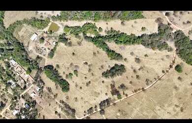 Imagem 7: Chacara 3 Alqueires fundo rio Dourado Aragoiania GO