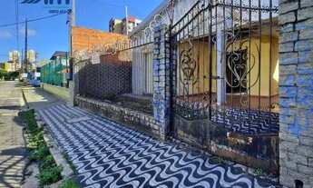 Imagem 2: Casa com excelente potencial comercial, à venda por R$ 900.000 - Fátima - Fortaleza/CE