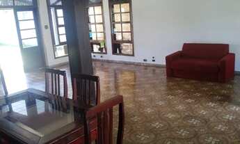 Imagem 7: Casa com piscina e churrasqueira, 4 quartos, 350m da praia