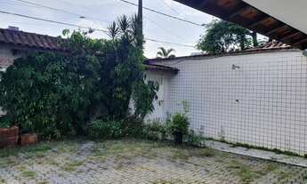 Imagem 4: Térrea para aluguel possui 200 metros quadrados com 4 quartos em Guilhermina - Praia Grand