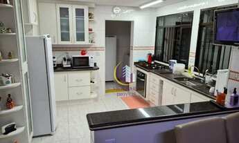 Imagem 2: Sobrado 4 dormitórios sendo 4 Suítes, Churrasqueira, 4 vagas de garagem - Jardim das Flore