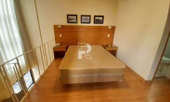 Imagem: Apartamento duplex de um quarto com varanda