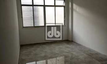 Imagem 7: Conjugado, Posto 4 Andar alto, 1 quarto,sala