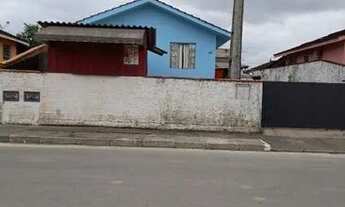 Imagem: Casa AVERBADA para à venda no bairro Morro