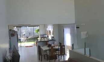 Imagem 3: ALUGo Casa de esquina - Alugo - espaço e tranquilidade