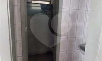 Imagem 7: Prédio comercial em Santana