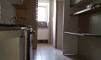 Imagem 4: Apartamento com 120m2, 03 quartos, sala com varanda, armários, 02 vagas no bairro Meireles