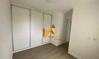 Imagem 6: Apartamento com 02 dormitórios e 01 vaga com armários no Centro de Santo André