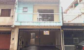 Imagem: Excelente casa com 2 quartos e 2 vagas com