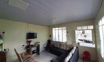 Imagem 5: Casa com 3 construções independentes no mesmo terreno no Conj Hileia II