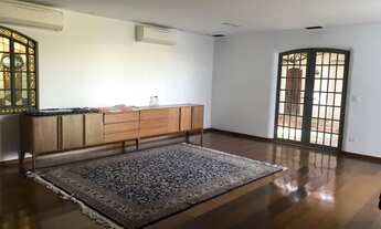 Imagem 6: Casa a venda em Alphaville 5 com 469 M², 4 quartos, duas suítes, lareiras, cozinha gourmet