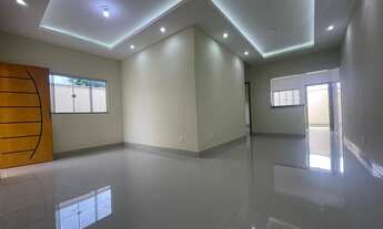 Imagem: CASA 3/4 - 01 SUITE PERTINHO DO FORUM GARAVELO