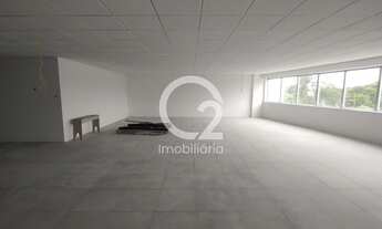 Imagem 2: Barra da Tijuca Galpão / depósito com 5 vagas na garagem