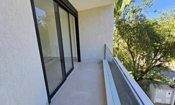 Imagem 5: Casa de condomínio sobrado para venda tem 496 metros quadrados com 5 quartos