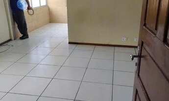 Imagem 2: Apartamento com 2 dormitórios à venda, 76 m² por R$ 130.000,00 - Casa Caiada - Olinda/PE