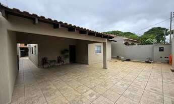 Imagem 2: AMPLA CASA TERREA PARA ALUGAR NO STA. FE