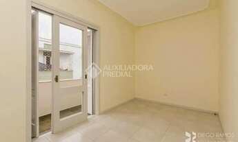 Imagem 3: Apartamento para venda possui 102 metros quadrados com 3 quartos em Menino Deus - Porto Al